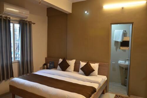 Hotel Royal Regency 아우랑가바드 외부 사진